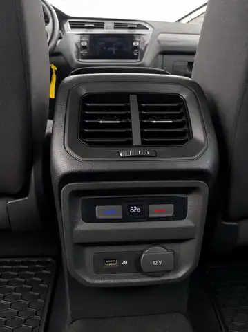 Volkswagen Tiguan view 9