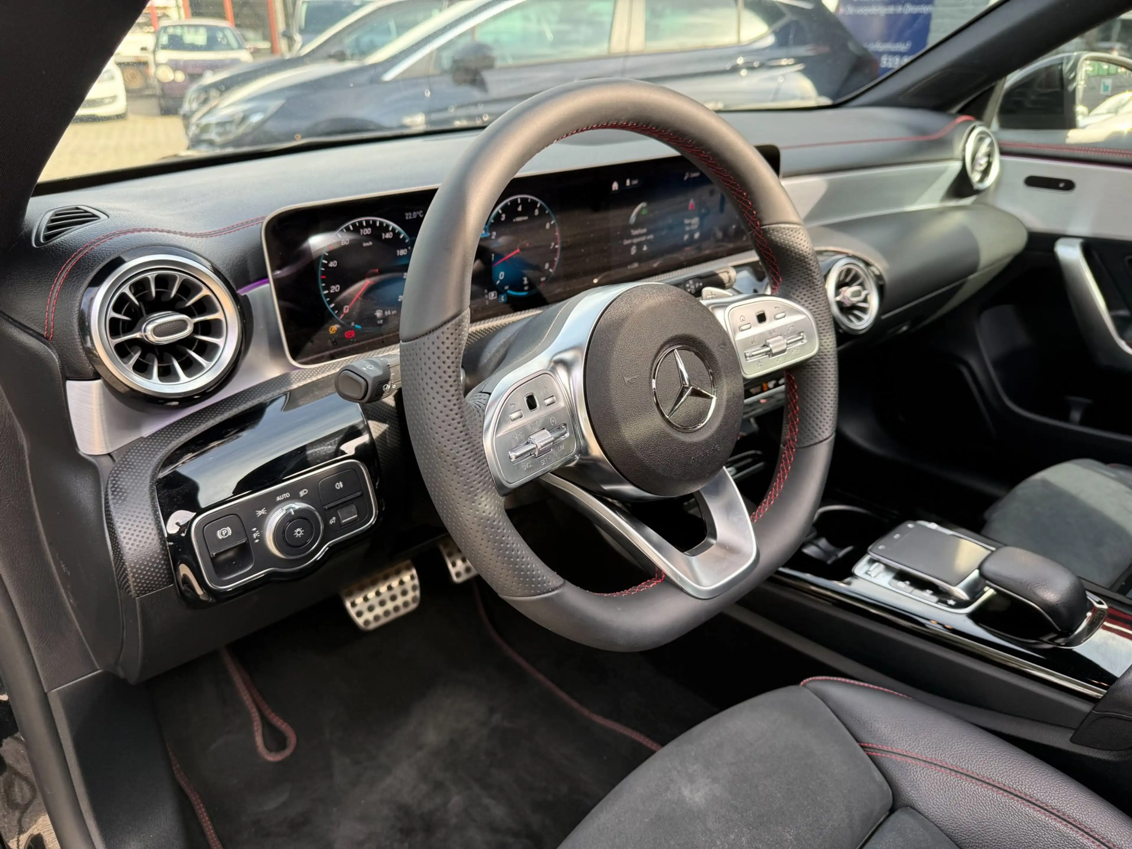 Mercedes-Benz CLA 220 Premium Plus AMG Night Edition | Pano | Sfeerverli — photo 5