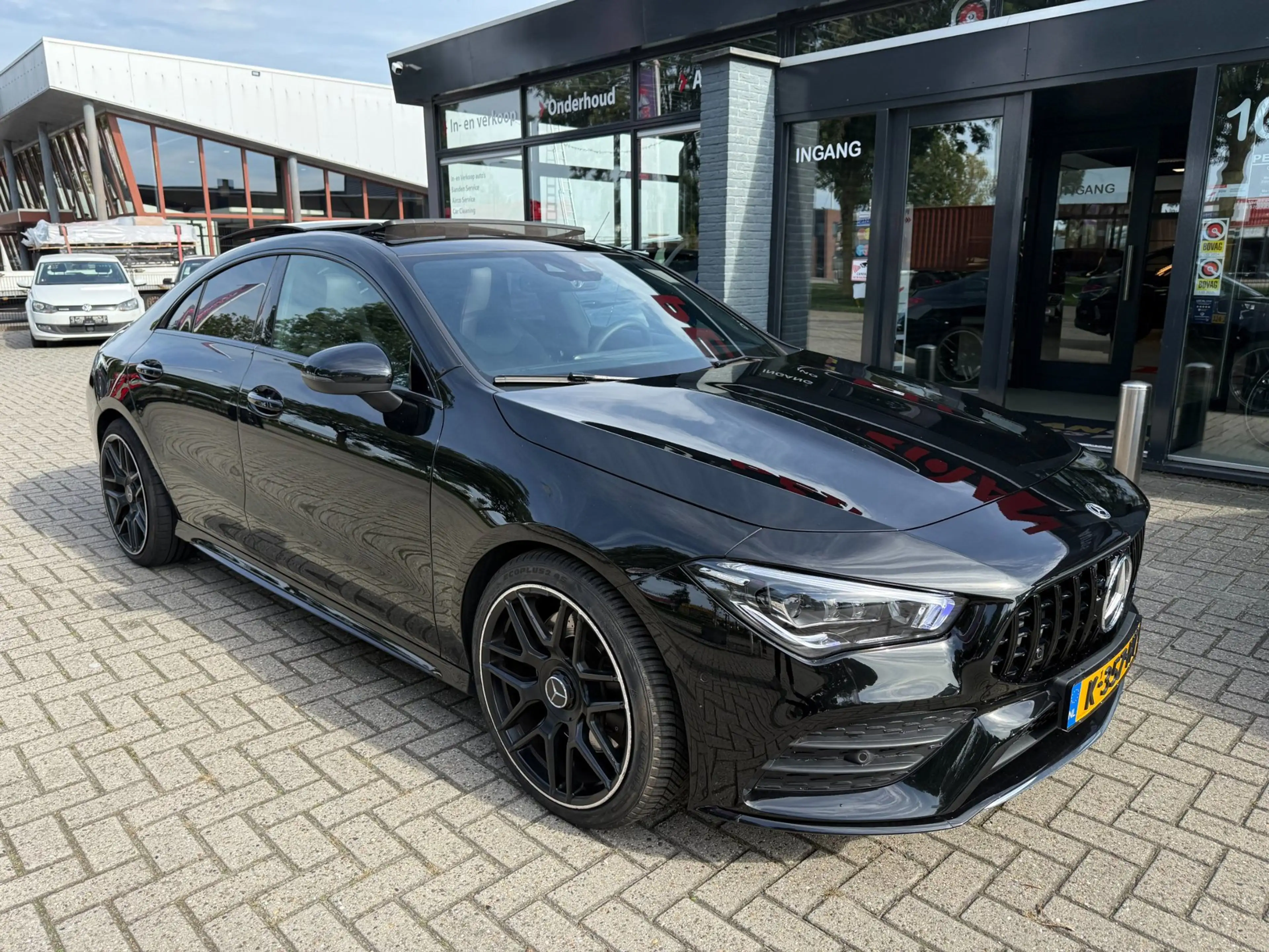 Mercedes-Benz CLA 220 Premium Plus AMG Night Edition | Pano | Sfeerverli — photo 15