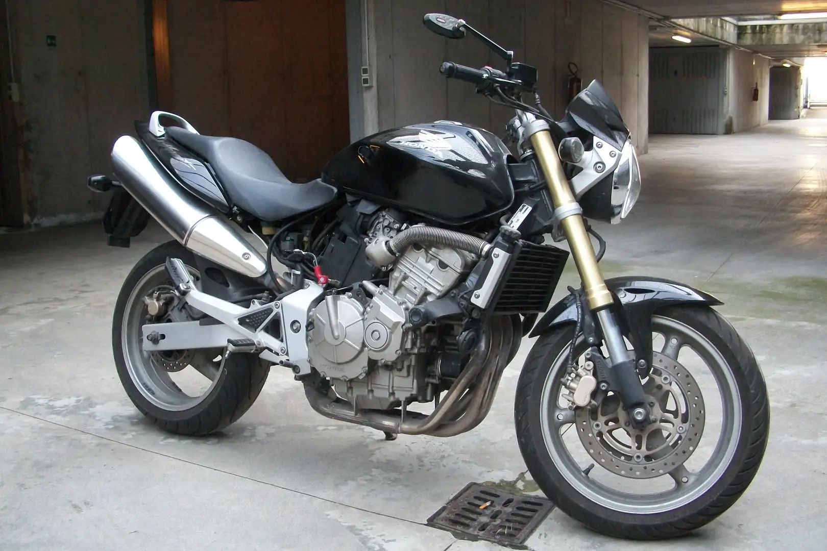 Honda Hornet my 05 - 2