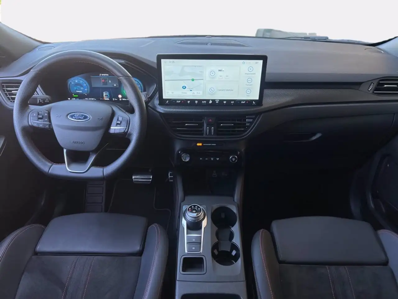 Ford Kuga 2.5 Plug In Hybrid 243 CV CVT 2WD ST-Line X, миниатюра 5