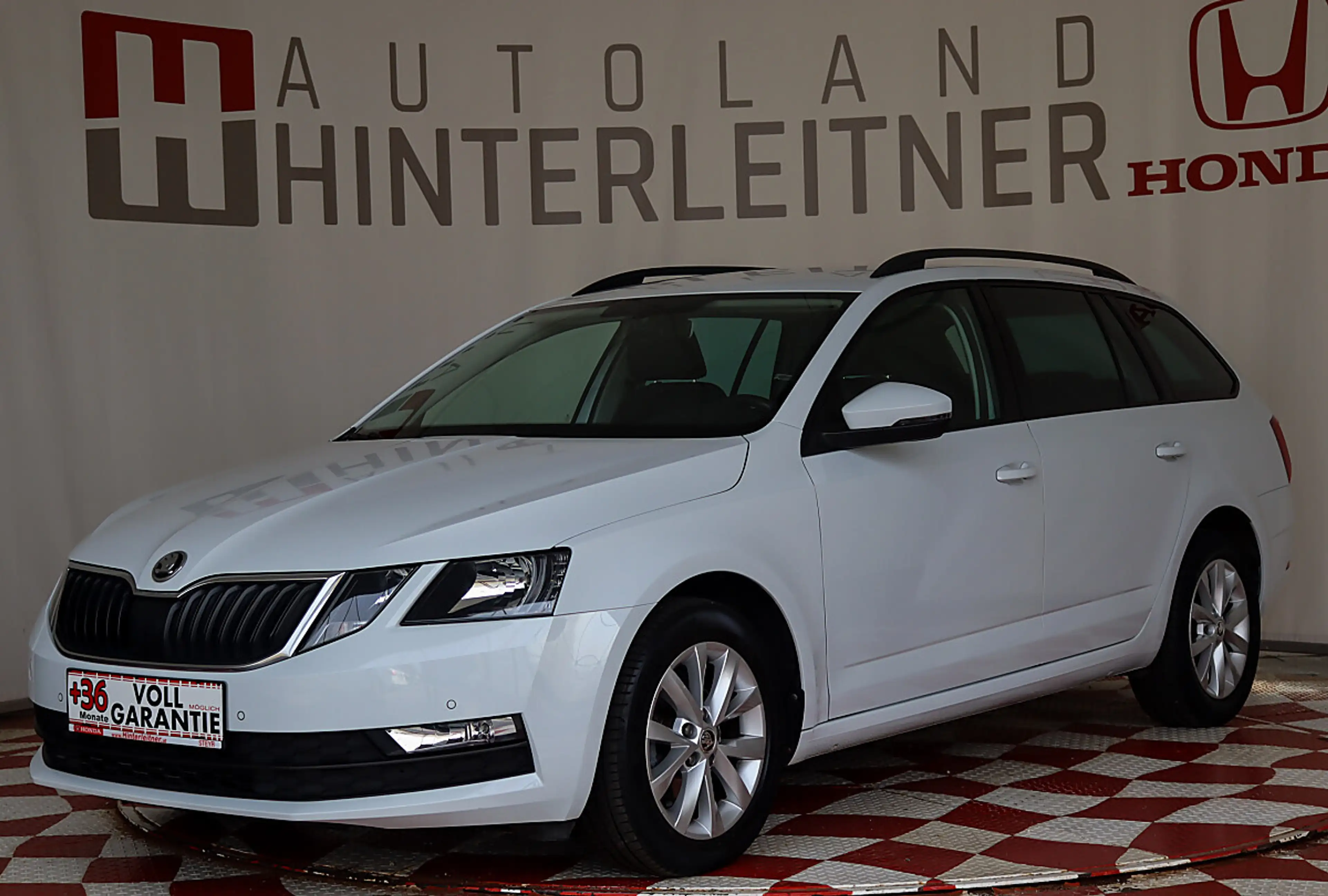 Skoda Octavia Combi TDI Limited NAVI PDC