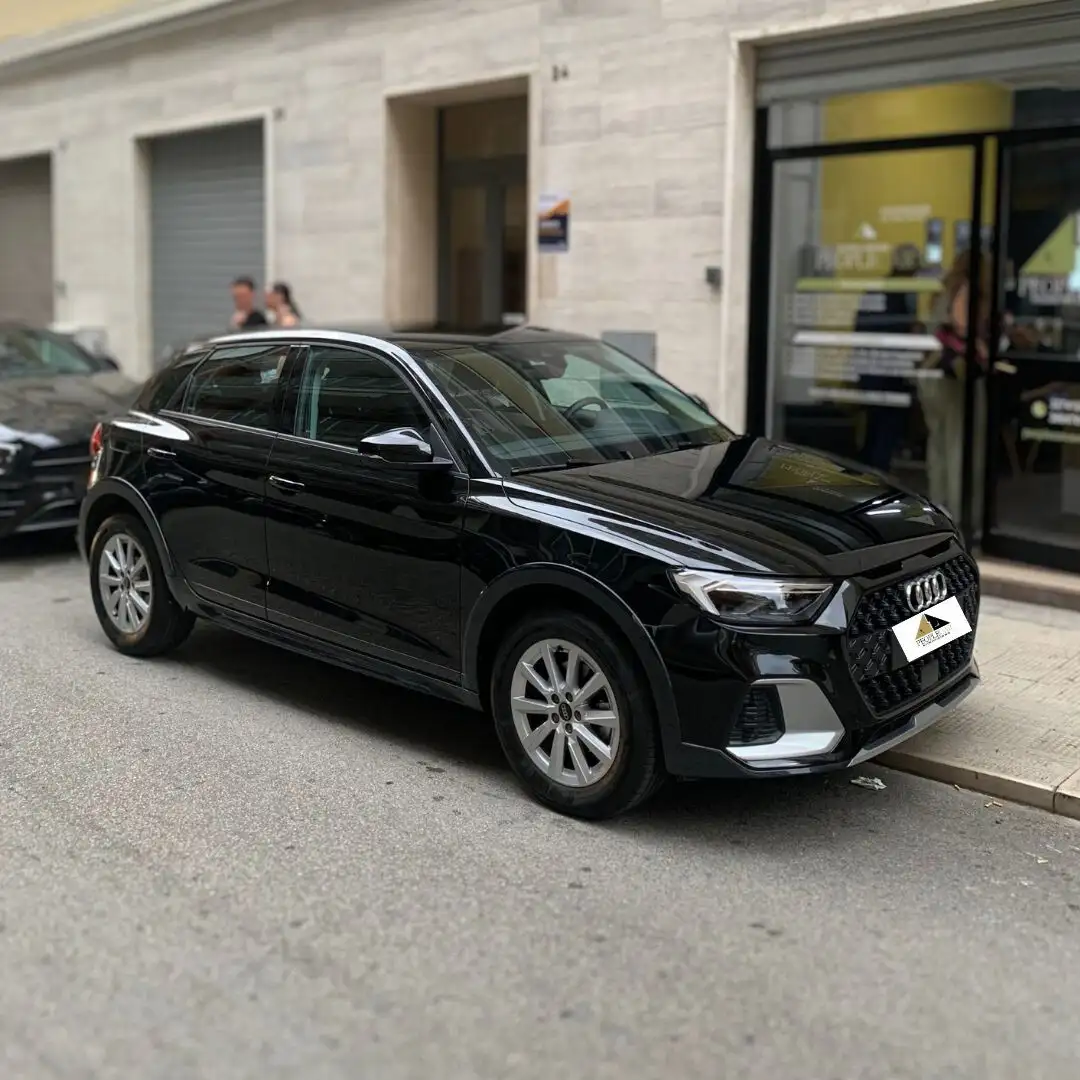 Audi A1 allstreet 30 TFSI S tronic Identity Contrast Nero - 1