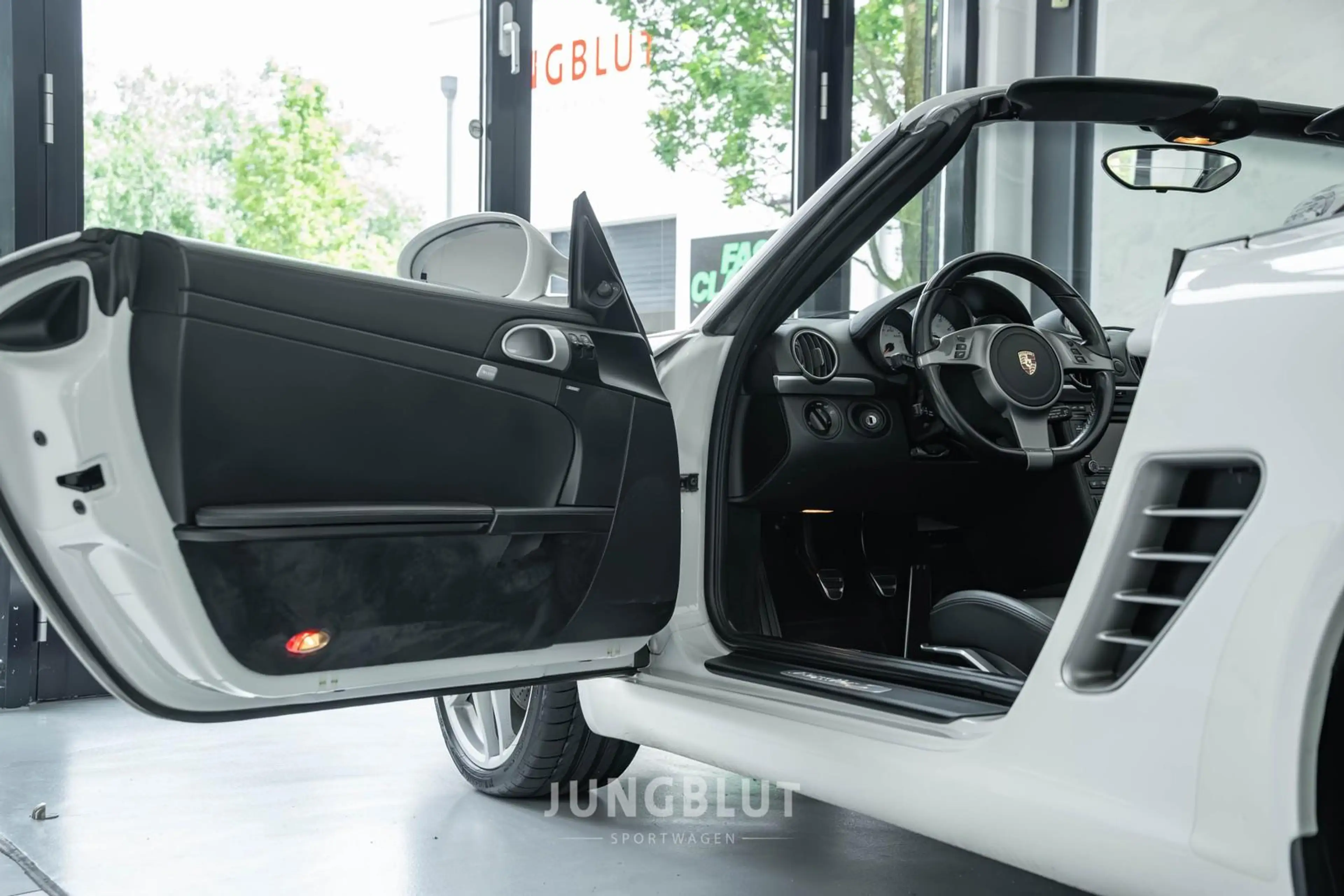 Porsche Boxster S BOSE+XENON+SPORT CHRONO+SCHALTER+SCHECKHEFT — photo 6