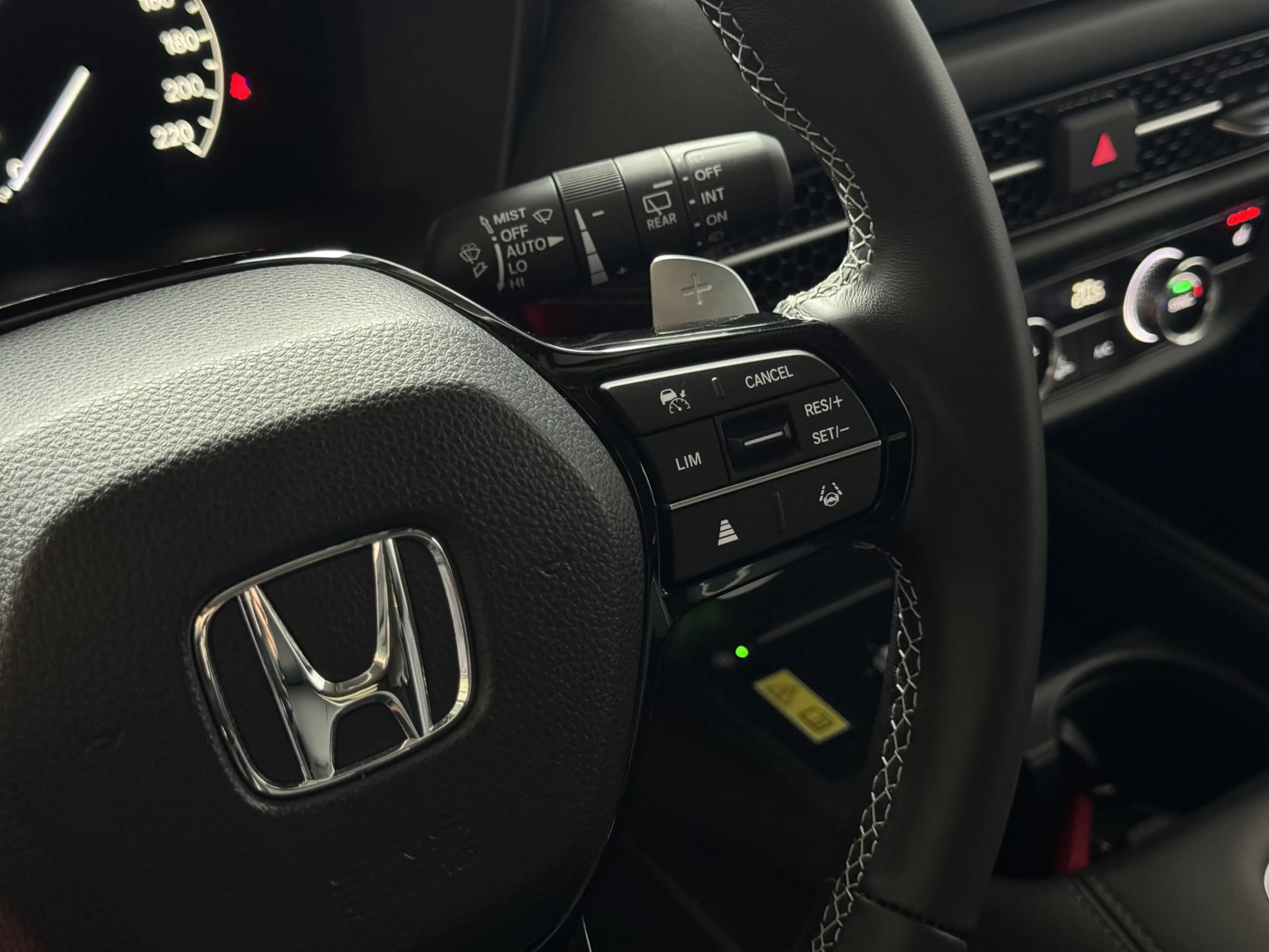 Honda ZR-V 2.0 e:HEV 184 PK STOELVERW CAMERA CARPLAY SPORT EL — photo 15