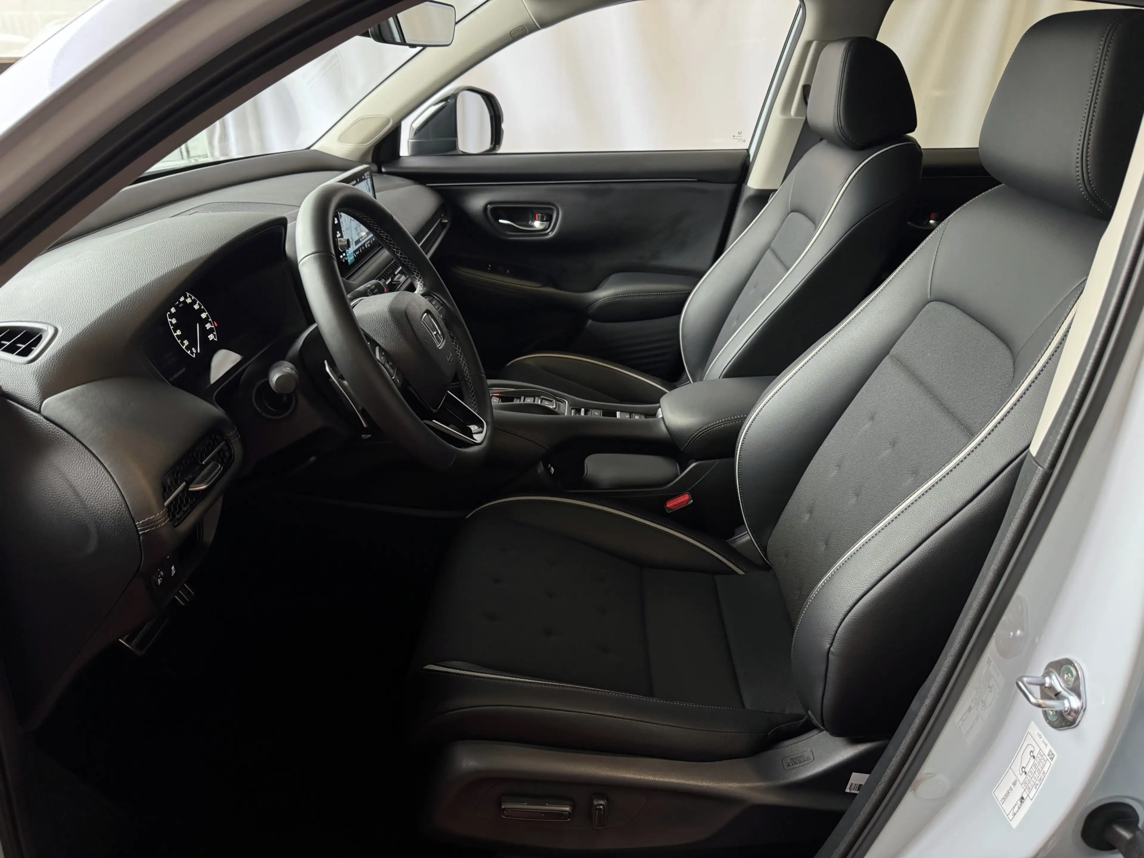 Honda ZR-V 2.0 e:HEV 184 PK STOELVERW CAMERA CARPLAY SPORT EL — photo 18