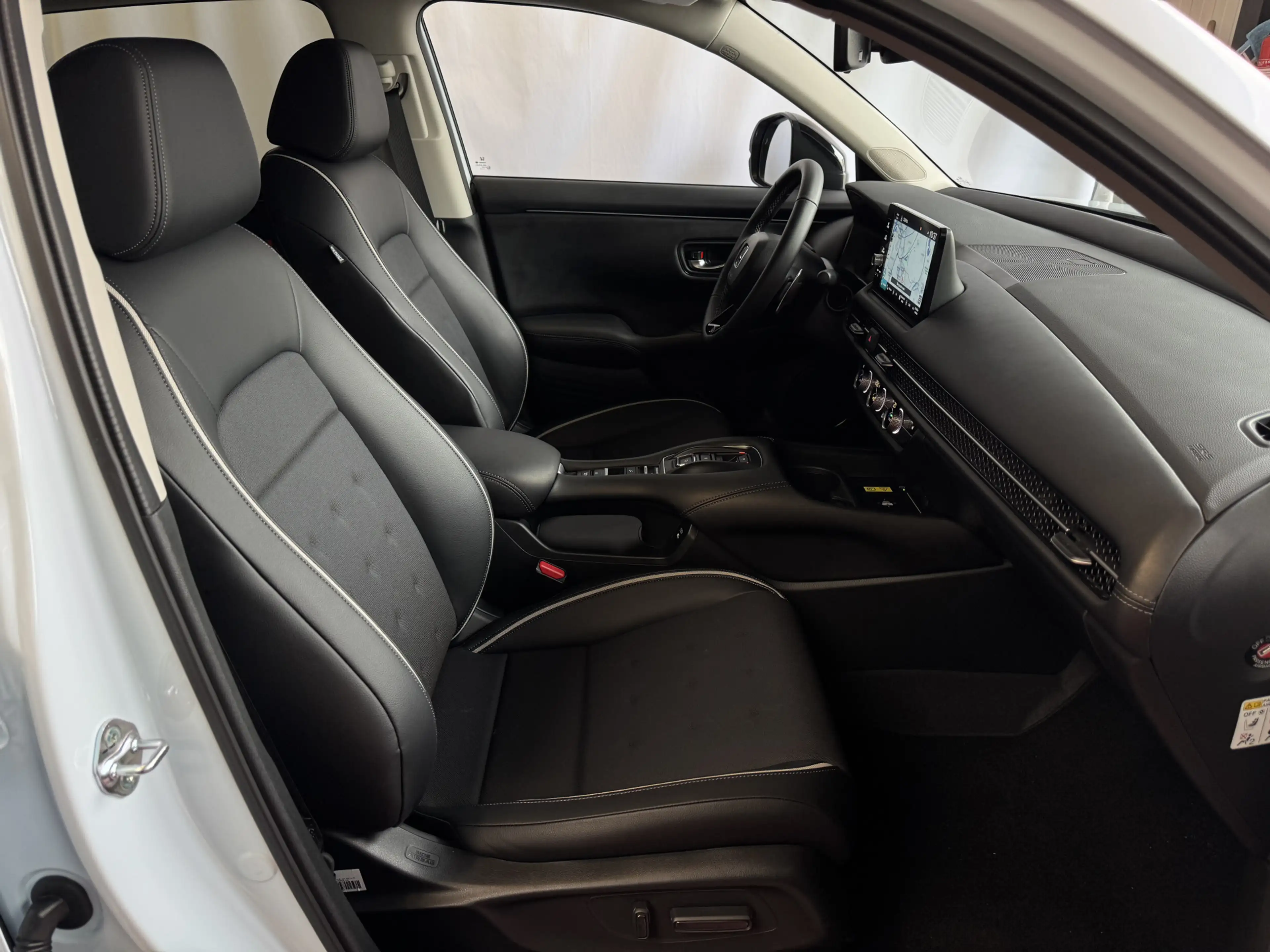 Honda ZR-V 2.0 e:HEV 184 PK STOELVERW CAMERA CARPLAY SPORT EL — photo 35