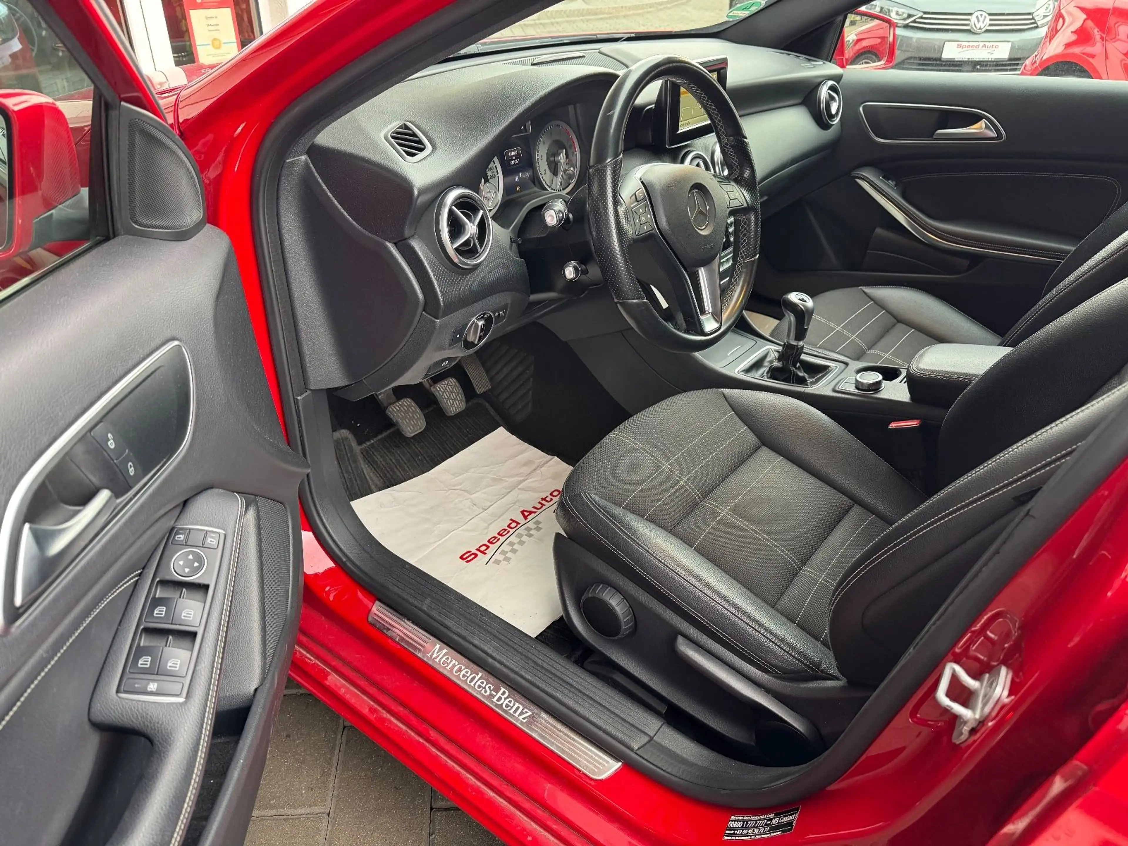 Mercedes-Benz A 180 BlueEffi Urban/NAVI/PDC/17"/2.HAND — photo 10