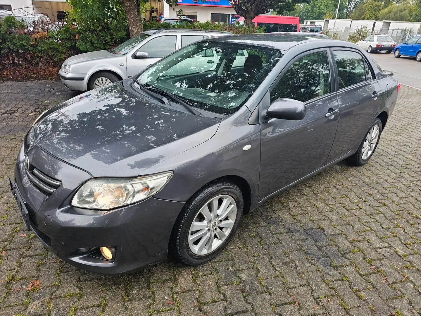 Toyota Corolla 1.6 Automatik Klima Alu 140 TKm Grau - 1