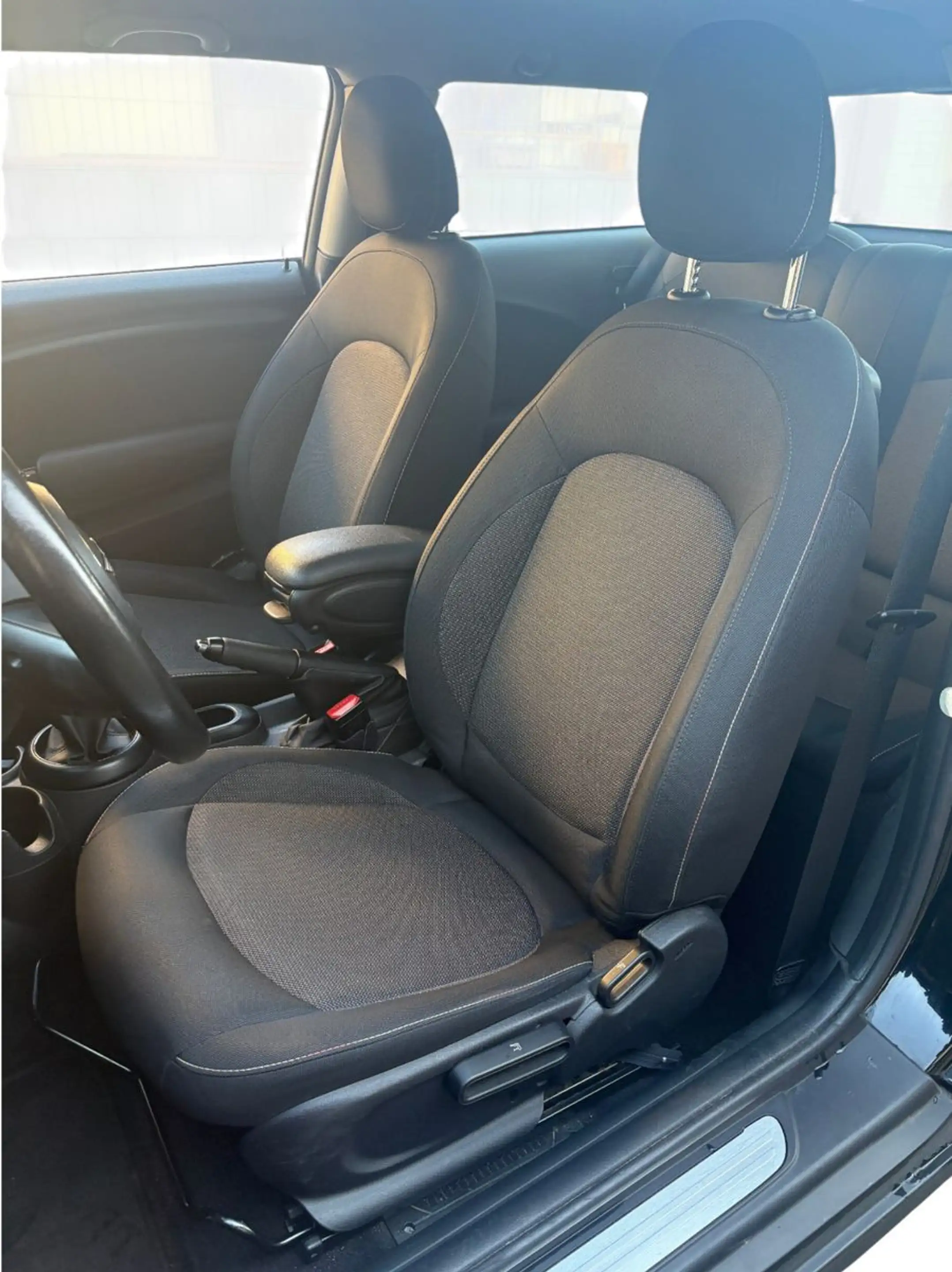 MINI Cooper D Pepper Klimaaut TÜVNEU Allwetter Isofi — photo 4