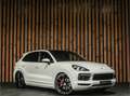 Porsche Cayenne 3.0 E-Hybrid 462PK Automaat | AKRAPOVIC | PANO | S White - thumbnail 29