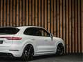 Porsche Cayenne 3.0 E-Hybrid 462PK Automaat | AKRAPOVIC | PANO | S Weiß - thumbnail 22