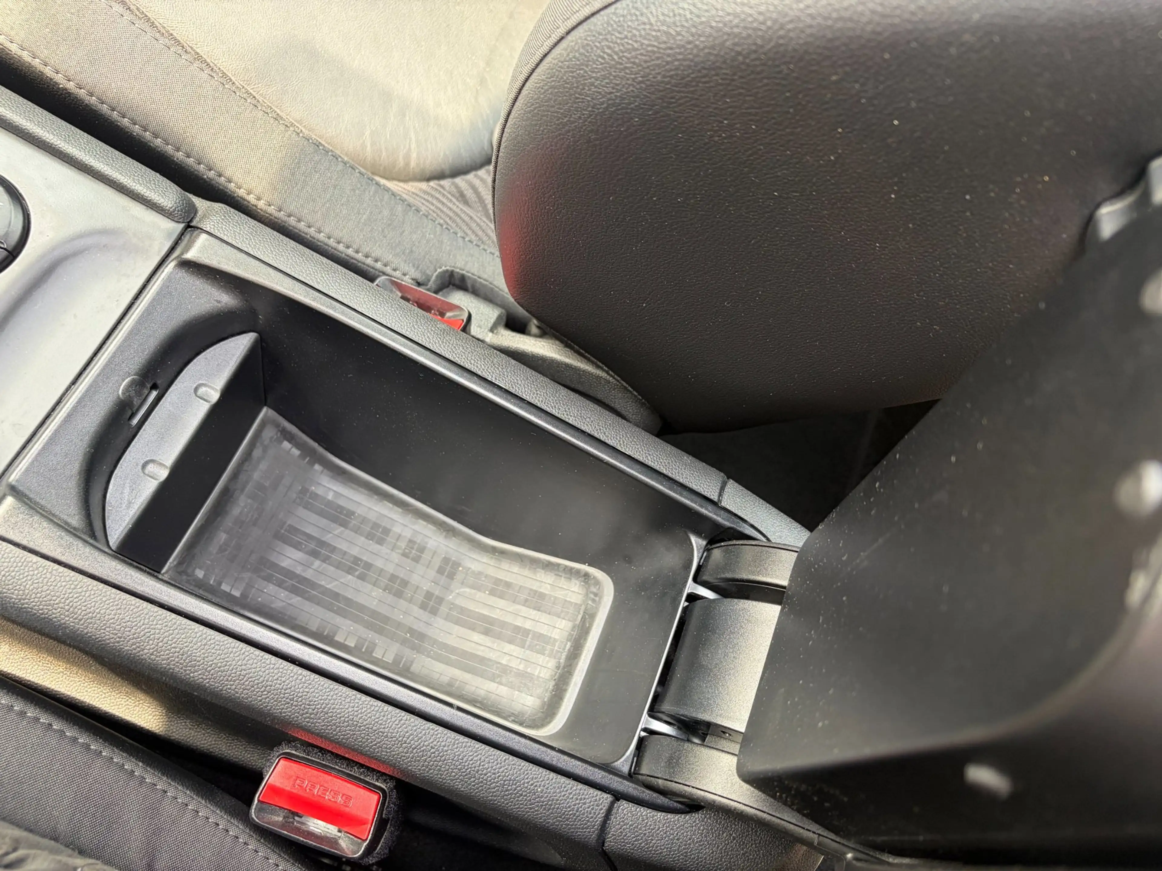 MINI Cooper Clubman 1.5 Chili Serious Business / Keyless / Headup / Na — photo 37
