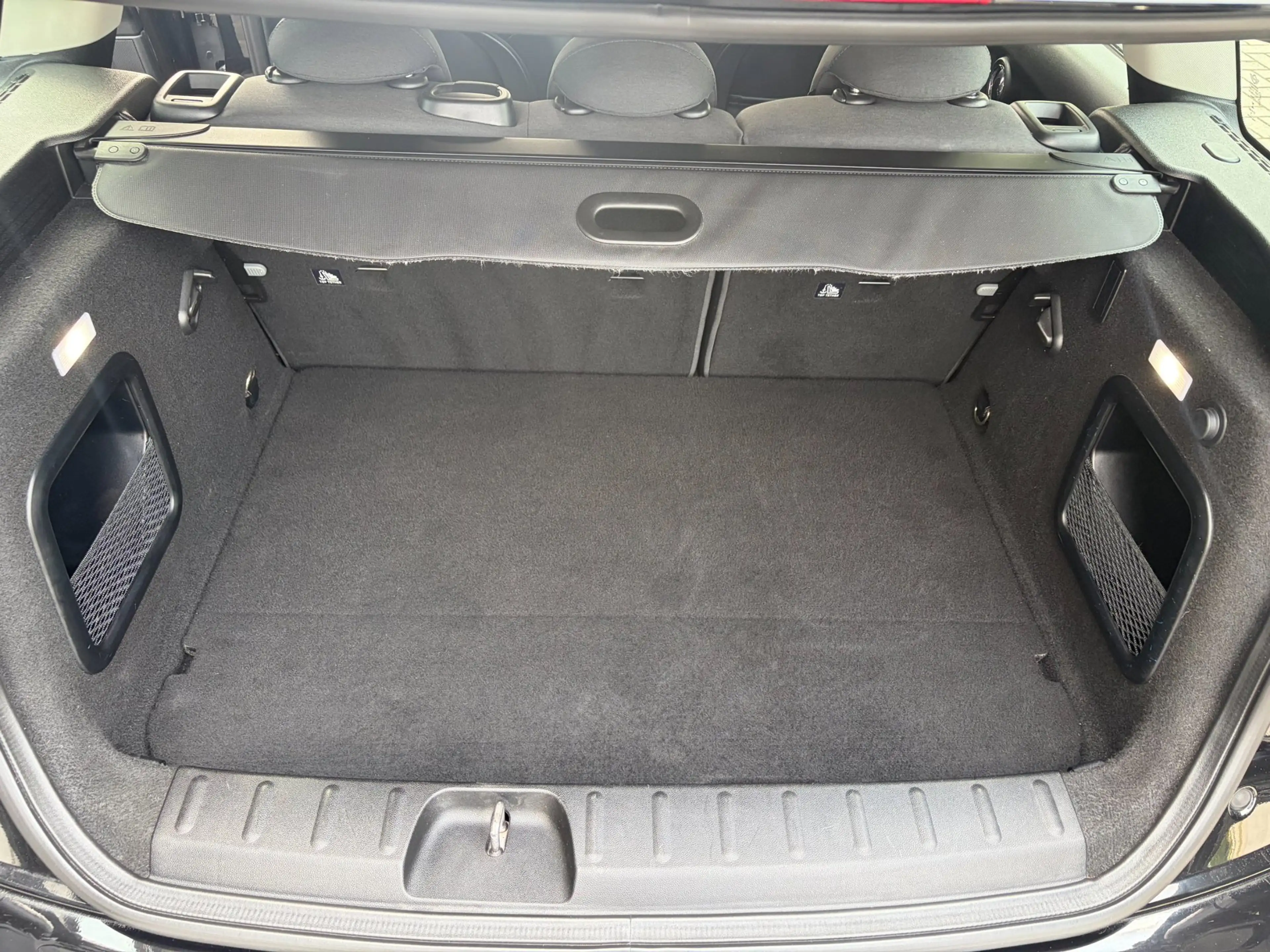 MINI Cooper Clubman 1.5 Chili Serious Business / Keyless / Headup / Na — photo 8