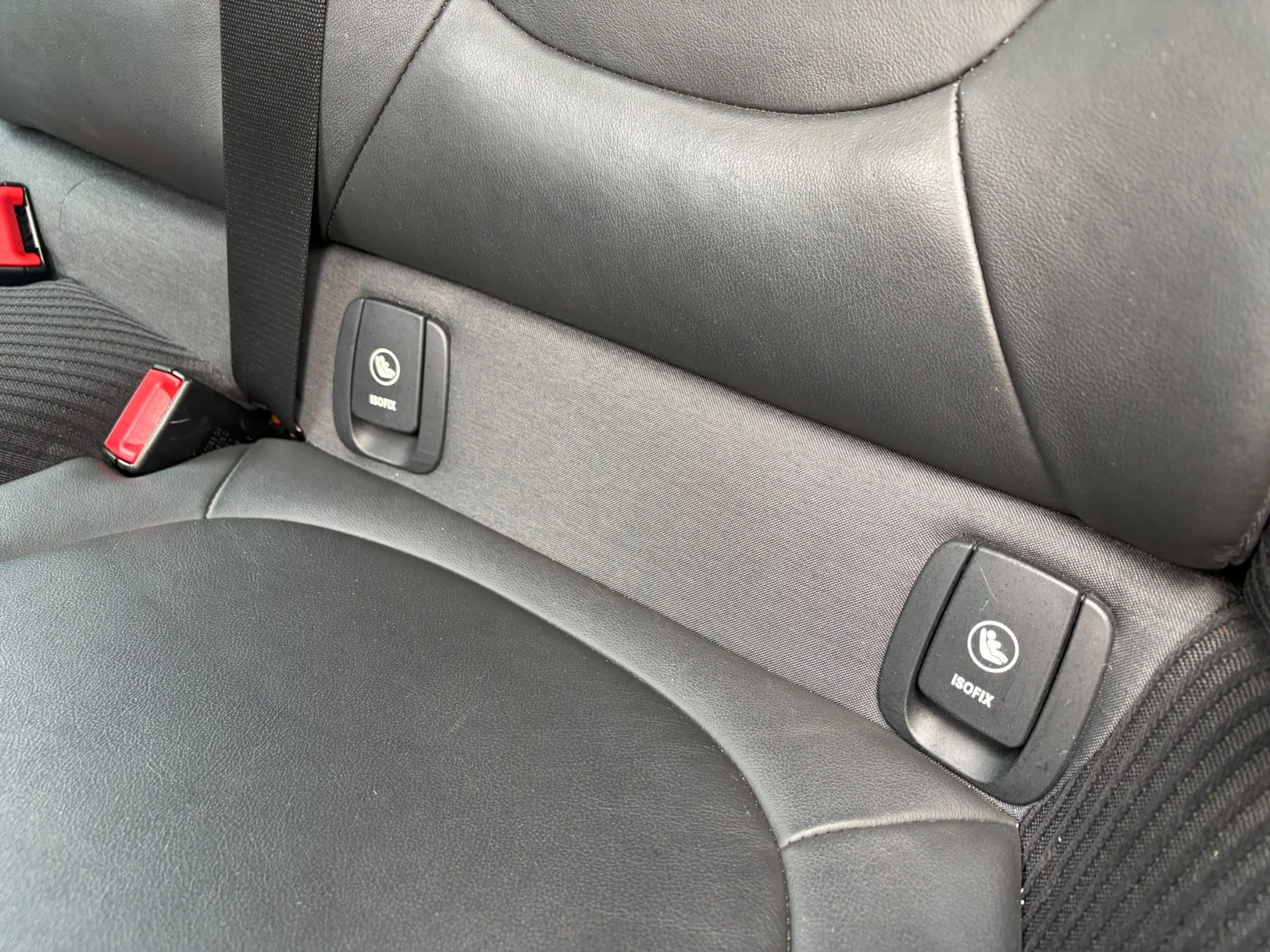MINI Cooper Clubman 1.5 Chili Serious Business / Keyless / Headup / Na — photo 16