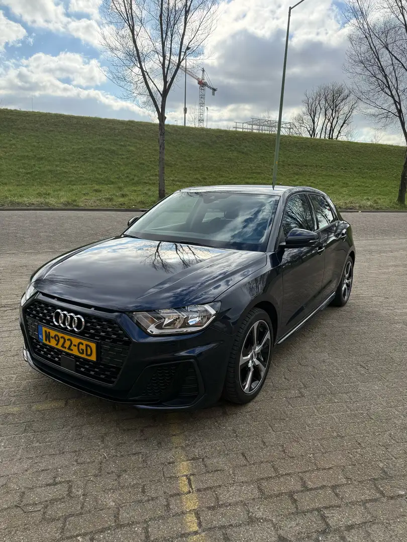 Audi A1 35 TFSI Pro Line S Blauw - 1