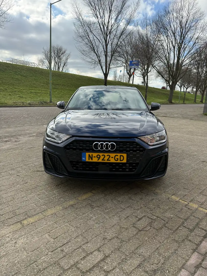Audi A1 35 TFSI Pro Line S Blauw - 2