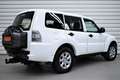 Mitsubishi Pajero 3.2 DI-D+AHK+7.Sitzer+STHZ+1.Hand+66.900 Blanc - thumbnail 4
