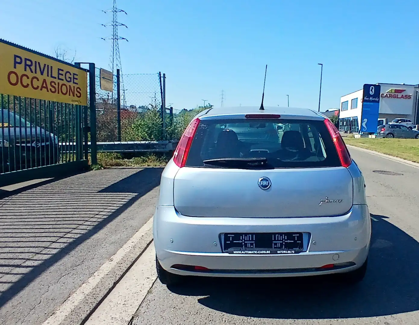 Fiat Grande Punto AUTOMATiQUE 1.4i 8v Active dir ass vc vtel rcd Grijs - 2