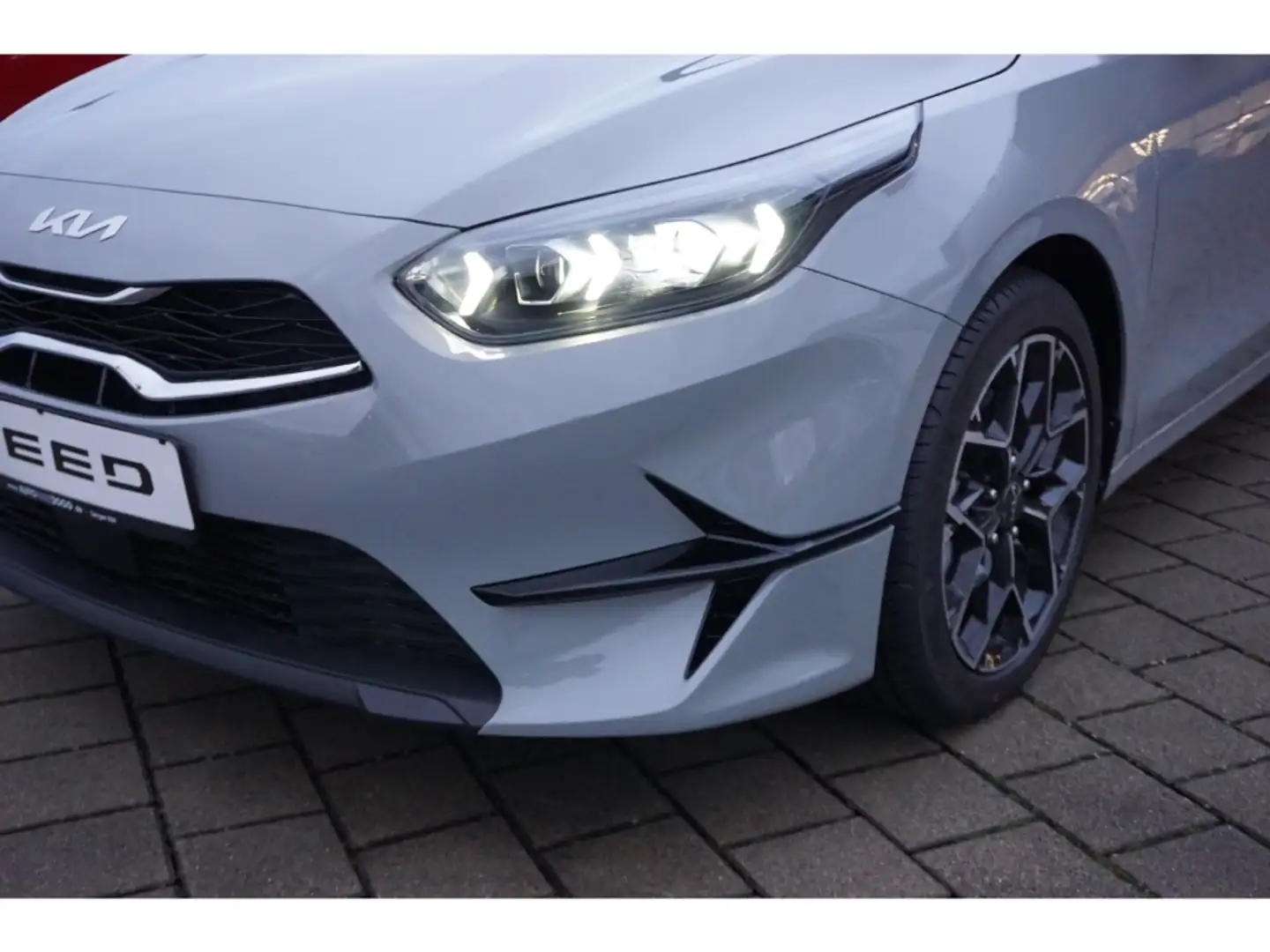 Kia Ceed / cee'd 1.0T 100 48V Nightline DCT7 Navi LED DAB Kamera SH Gris - 2