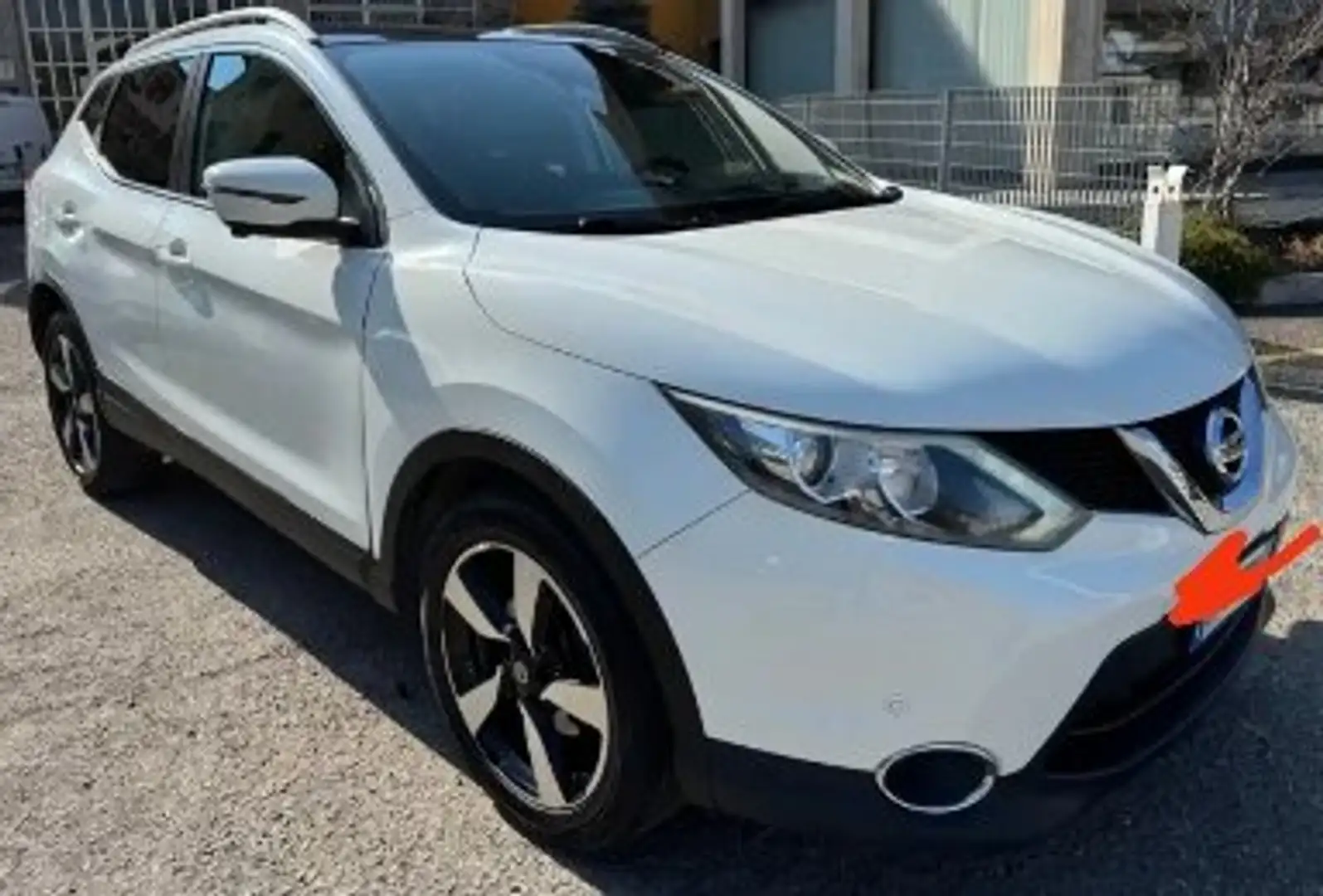 Nissan Qashqai Qashqai II 20141.2 dig-t 360 115cv Bianco - 1