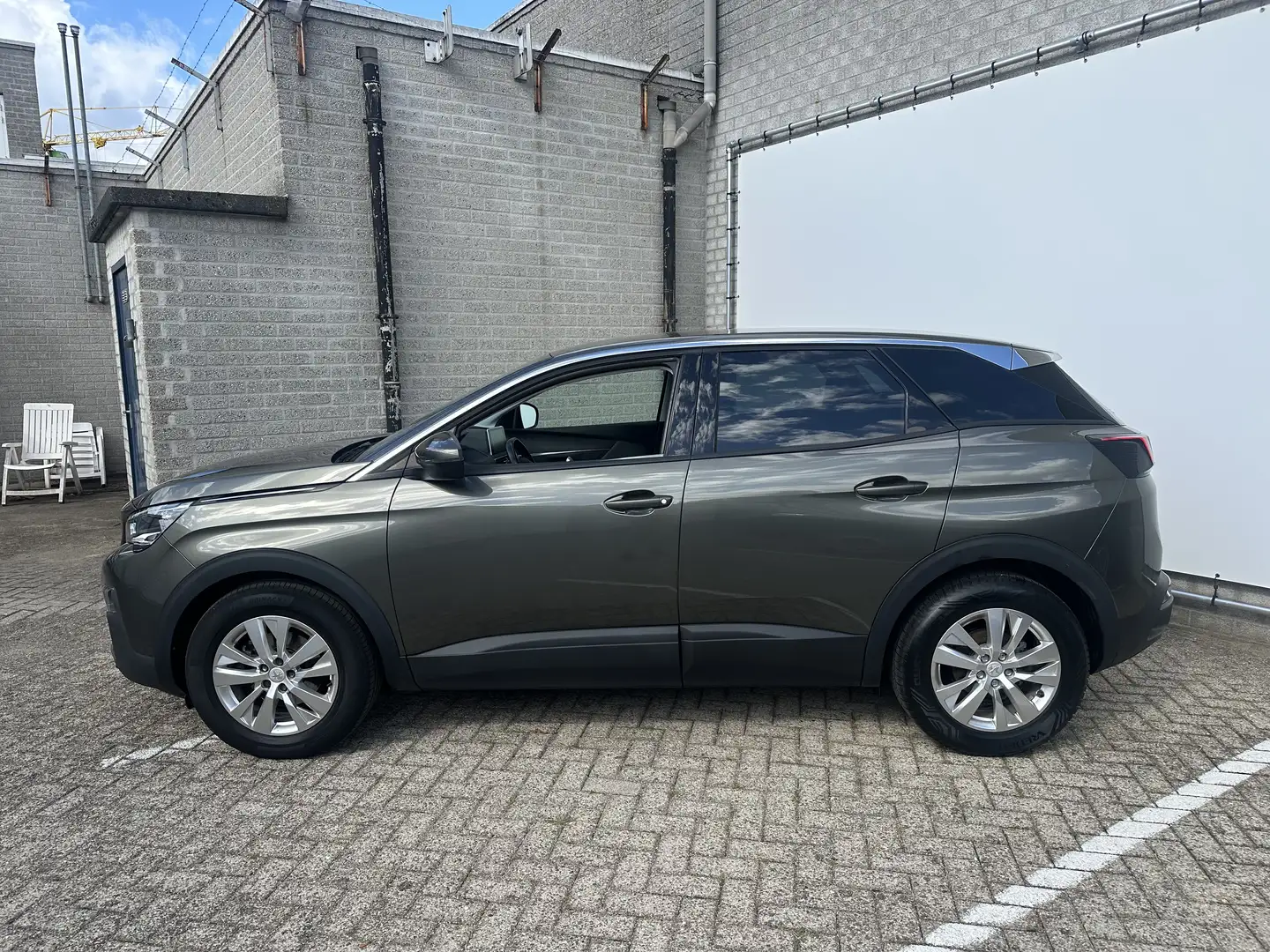 Peugeot 3008 1.2 PureTech Active | Achterbank in delen neerklap Gris - 2