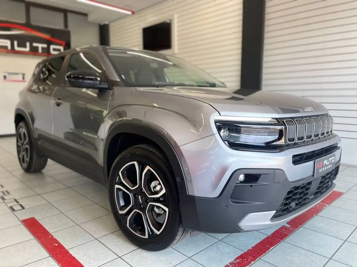 Jeep Avenger 1.2 turbo e-hybrid mhev Summit 110cv edct6 Grigio - 1