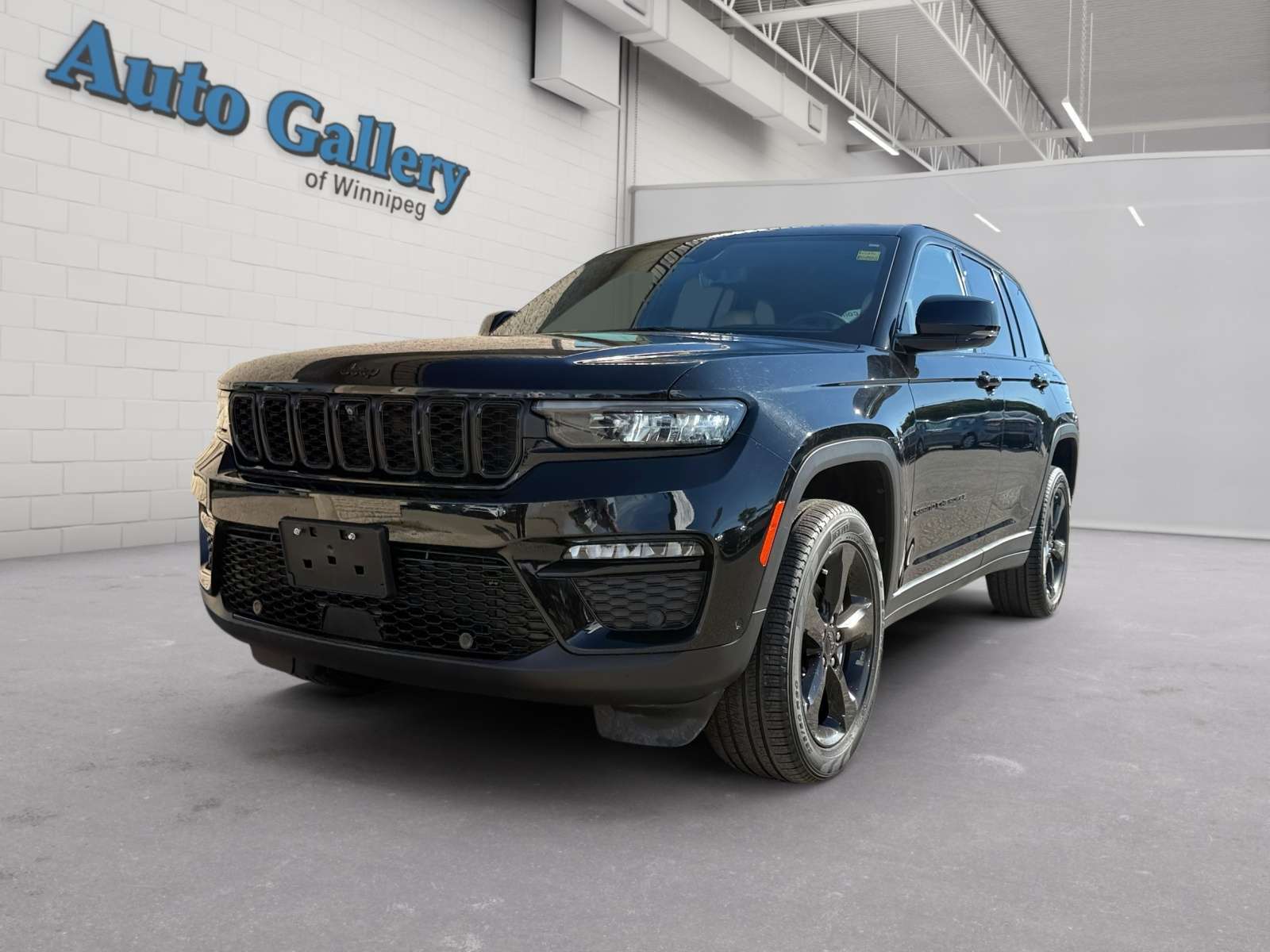used 2023 Jeep Grand Cherokee car, priced at $39,288