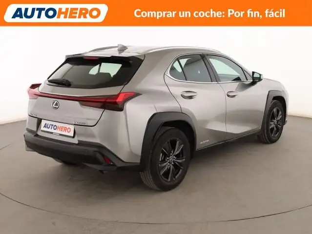 Lexus Ux view 6