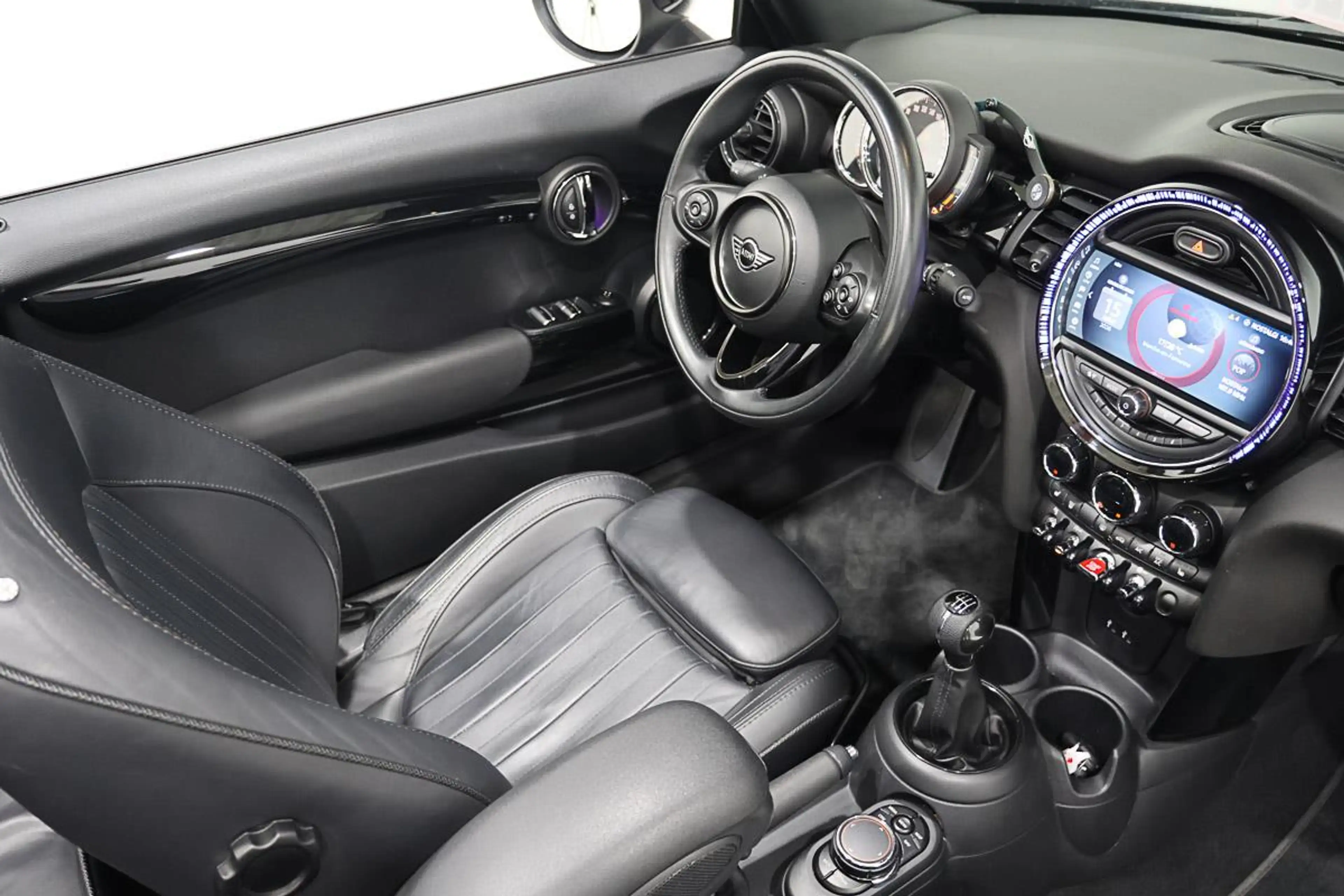 MINI Cooper Cabrio 1.5 T 136 17 BLACK - LED - CUIR - GPS — photo 13