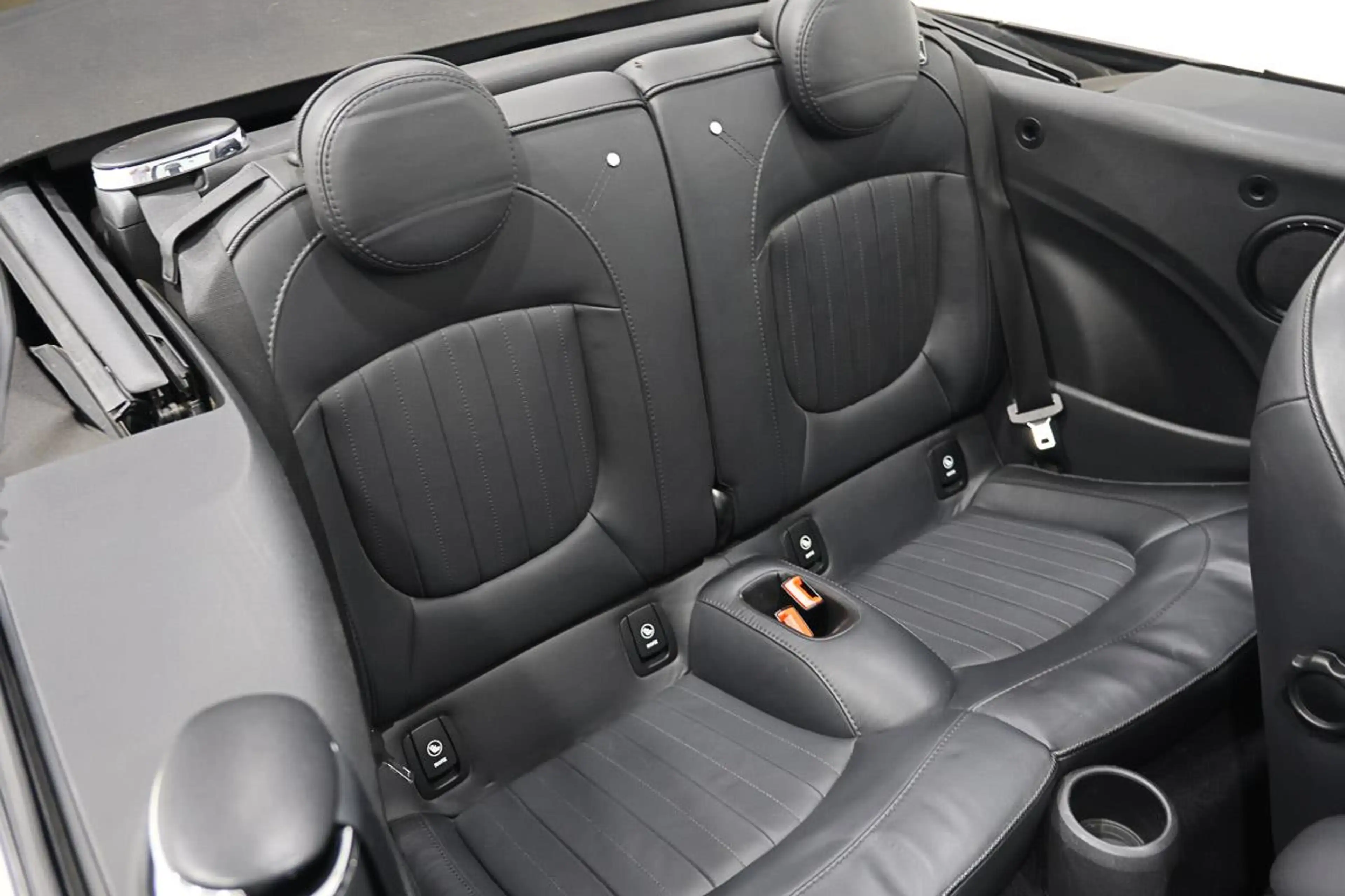 MINI Cooper Cabrio 1.5 T 136 17 BLACK - LED - CUIR - GPS — photo 12