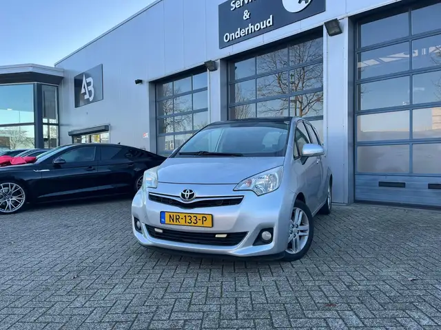 Toyota Verso-S 1.3 VVT-i Dynamic (Automaat, Goed Onderhouden, Inr