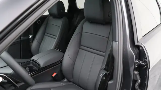 Land Rover Range Rover Evoque view 8