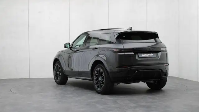Land Rover Range Rover Evoque view 3
