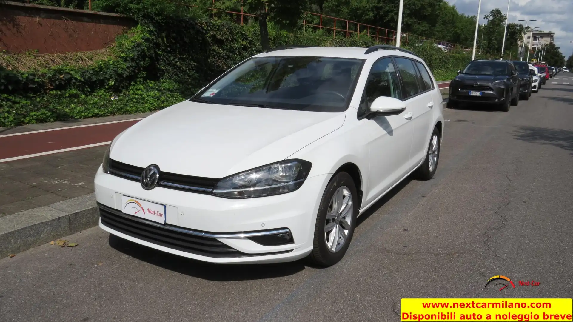 Volkswagen Golf Variant 1.6 tdi Business 115cv Bianco - 1