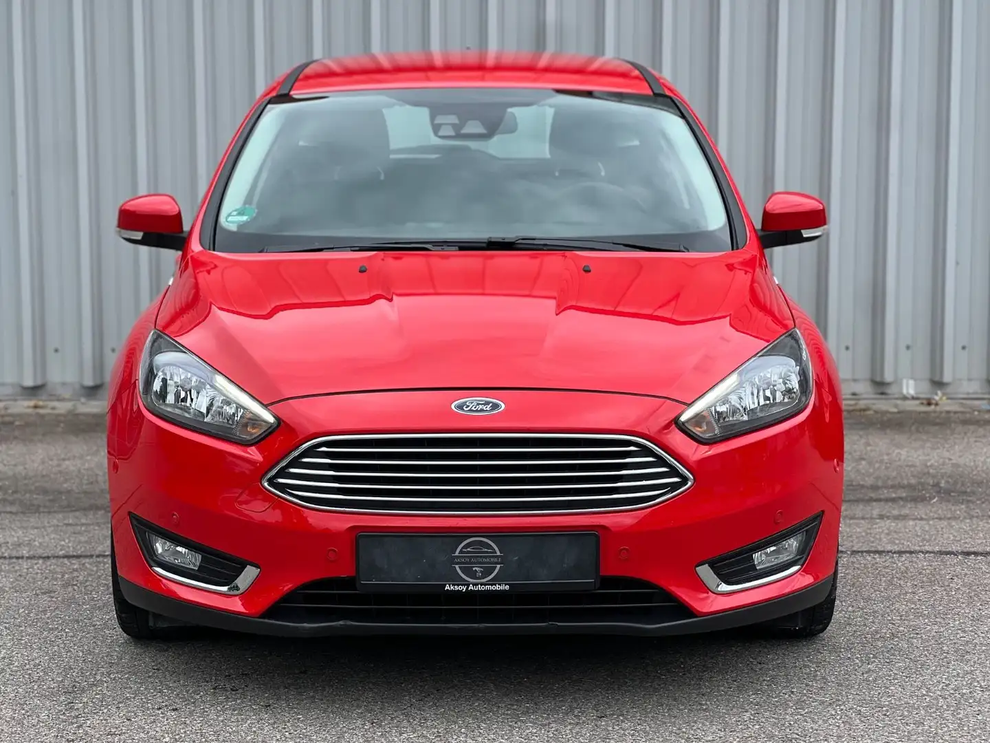 Ford Focus Turnier 1.0 125PS(*KLIMA*NAVI*AHK*TEMPO.*) Rot - 2