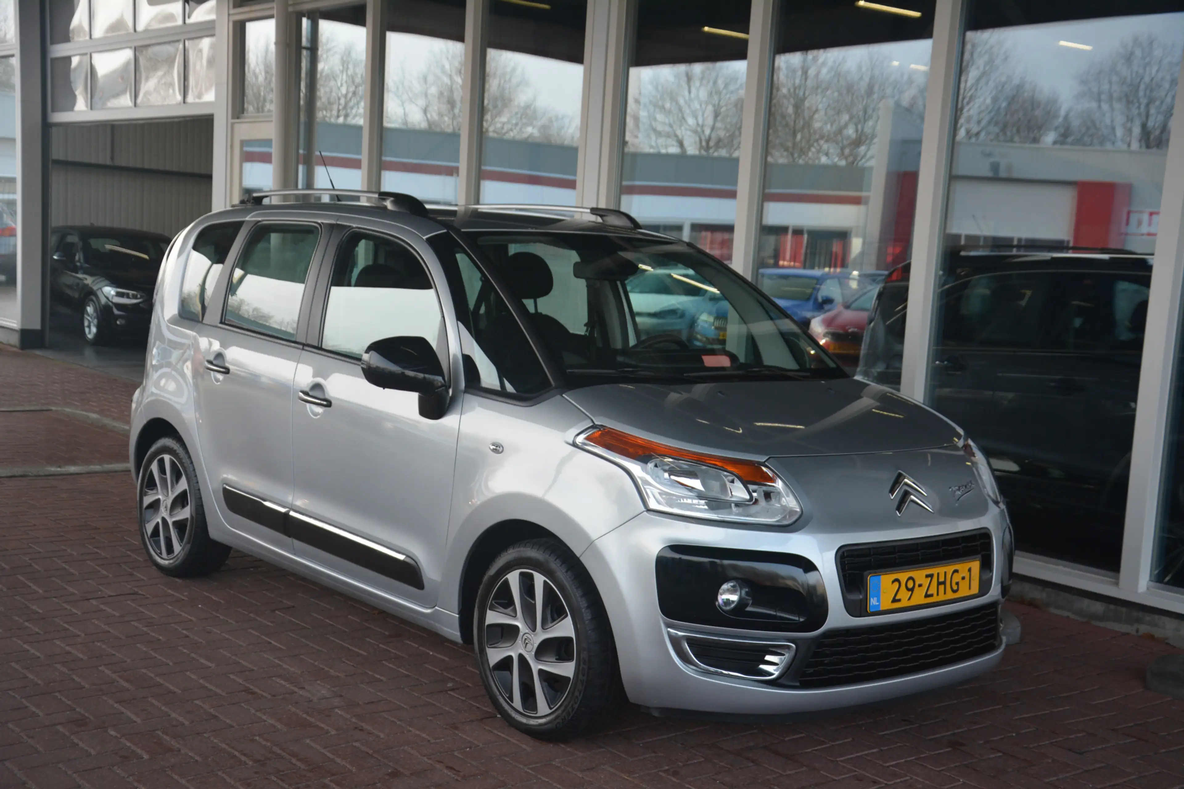 Citroen C3 Picasso 1.4 VTi Collection 1e eigenaar 48459 NAP laatste b — photo 3