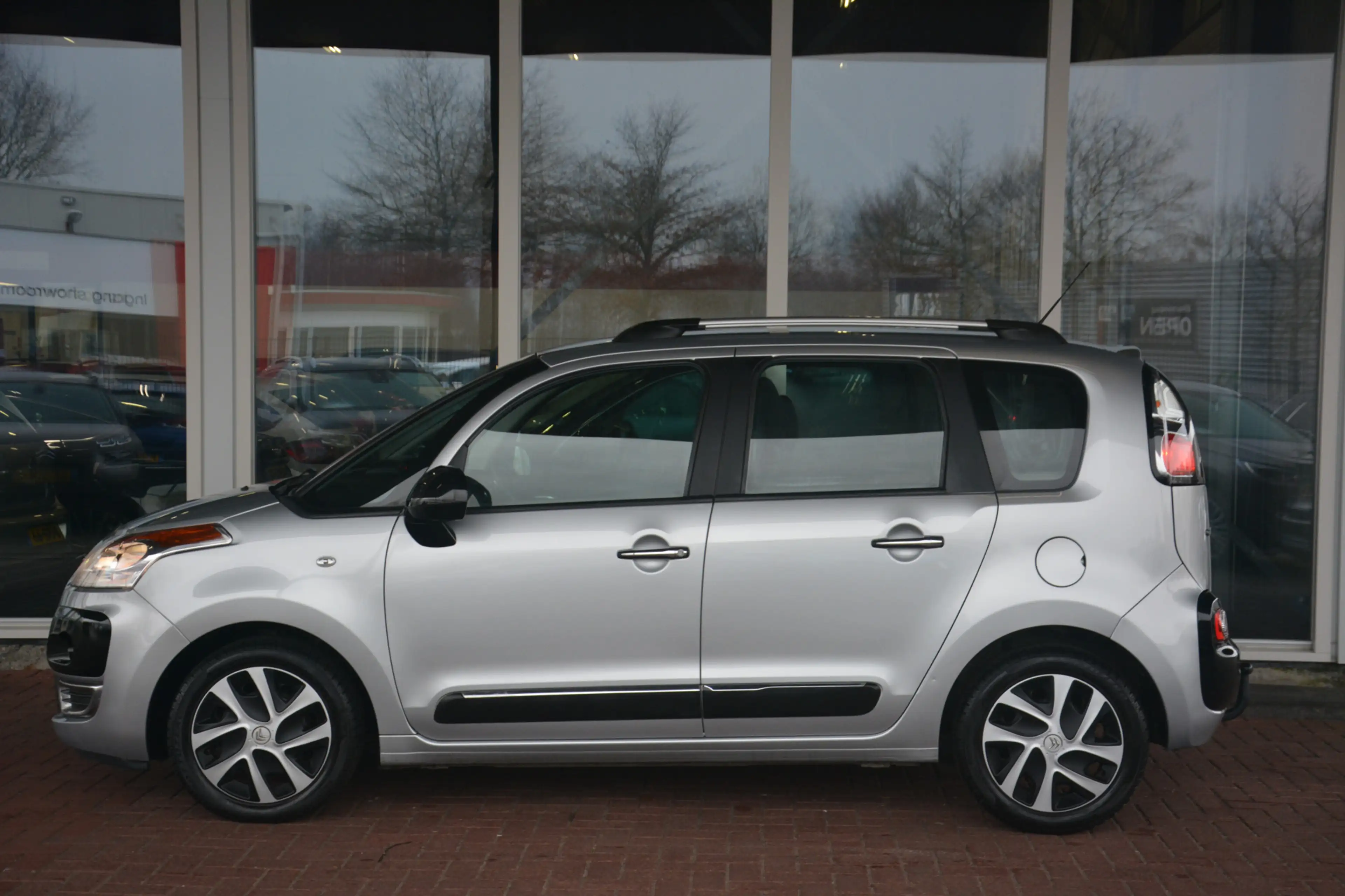 Citroen C3 Picasso 1.4 VTi Collection 1e eigenaar 48459 NAP laatste b — photo 5