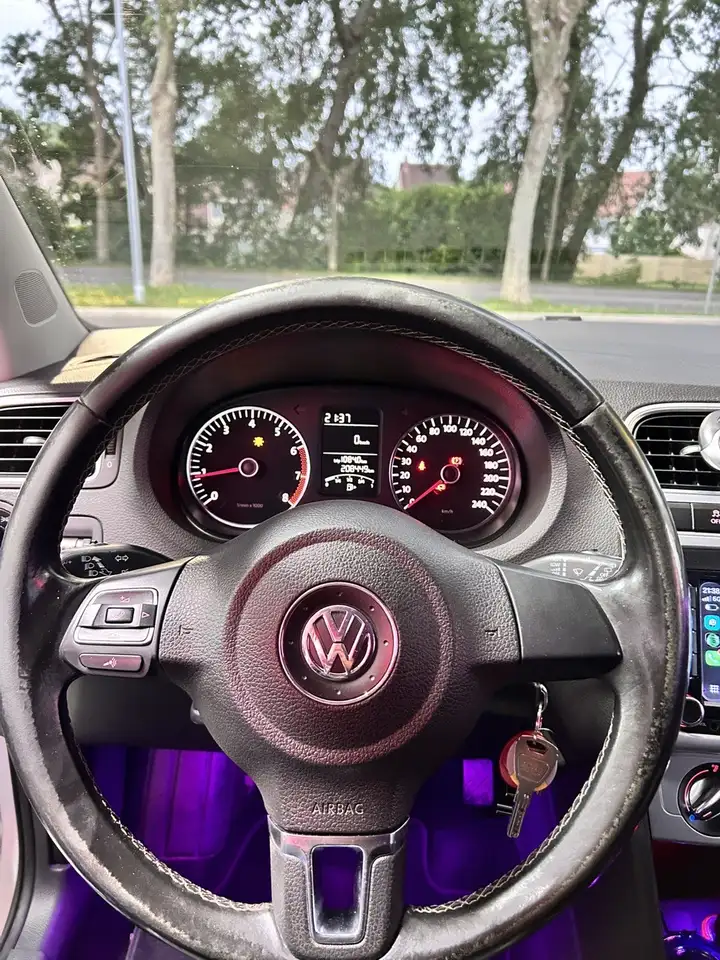 Volkswagen Polo Citadine 3 portes — photo 8