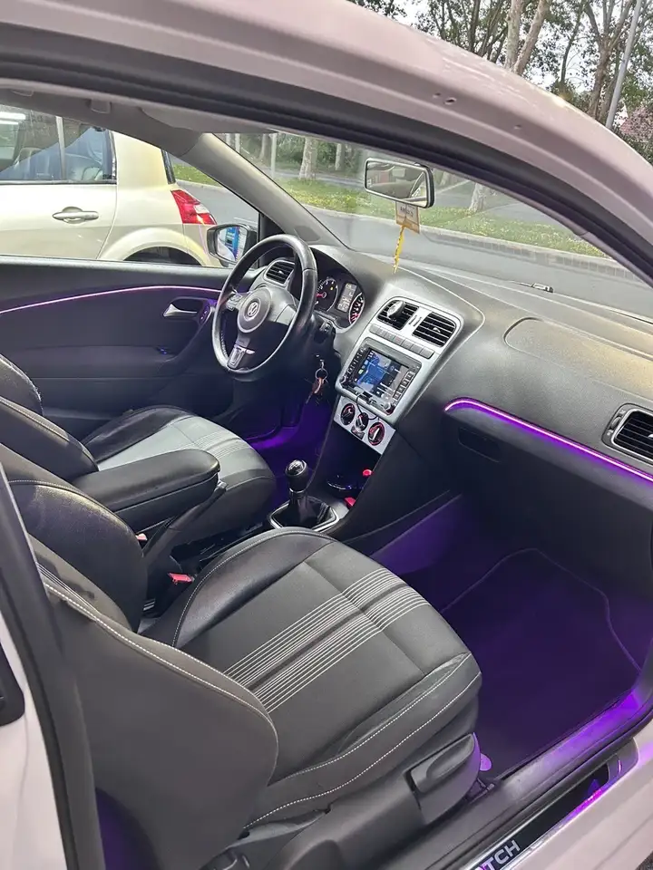 Volkswagen Polo Citadine 3 portes — photo 9