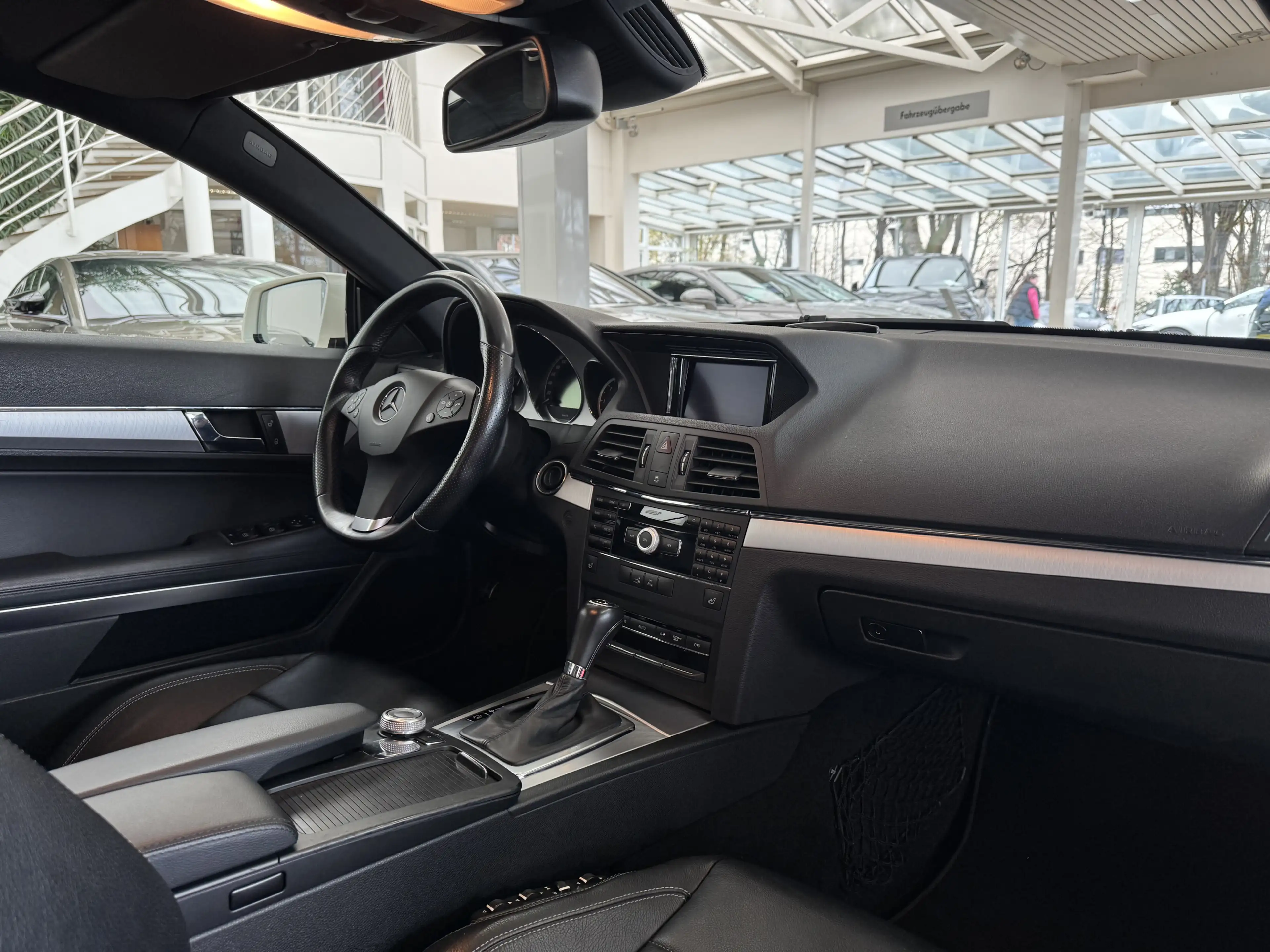 Mercedes-Benz E 250 CDI AMG-LiNE *PANO*NAVi*PDC*LEDER*Bi XENON — photo 13