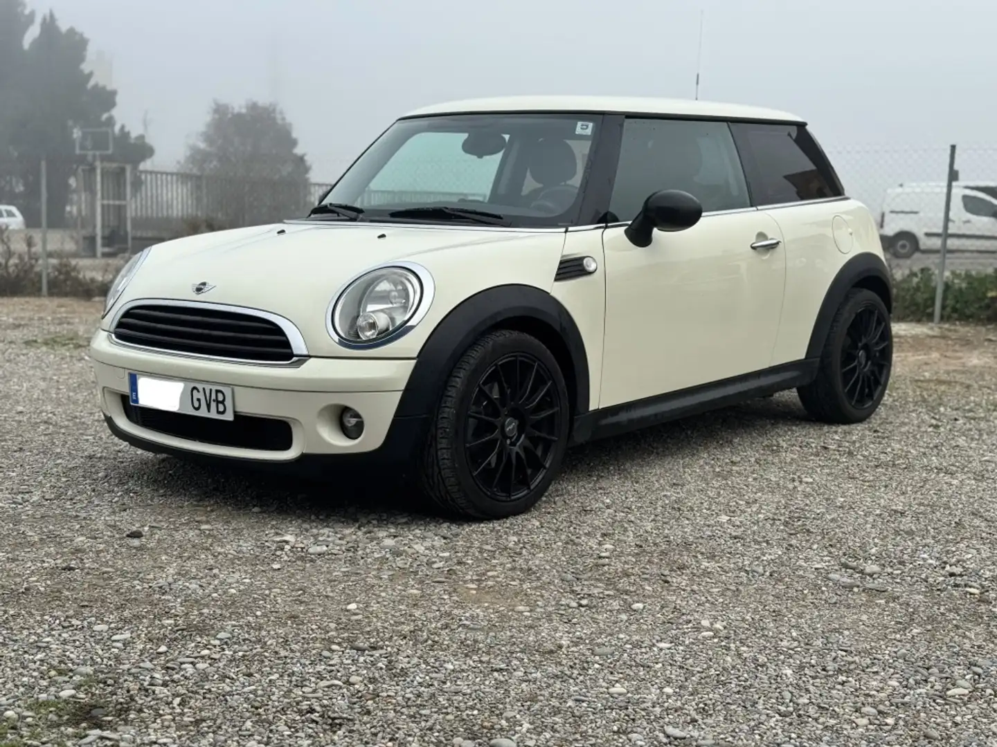 MINI One 75 Weiß - 2