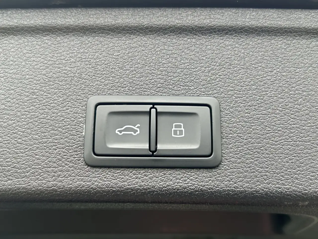 Audi A4 40 TDI QUATT S LINE COMPETITION *MATRIX 11