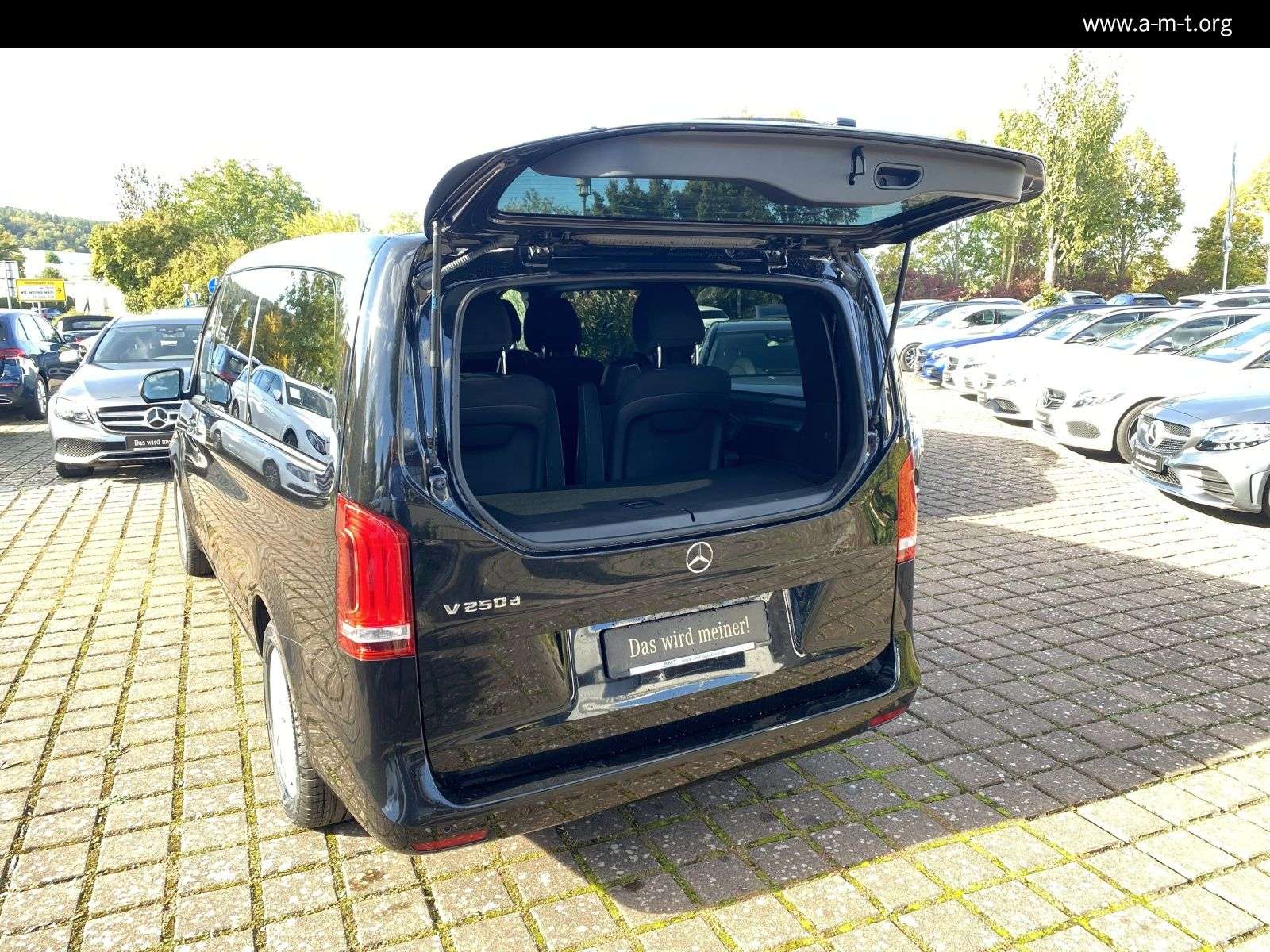 Mercedes-Benz V 250