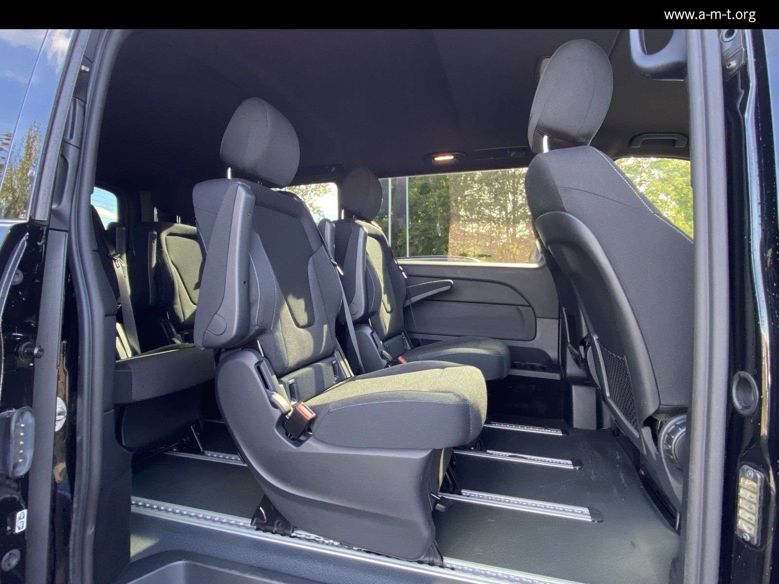 Mercedes-Benz V 250