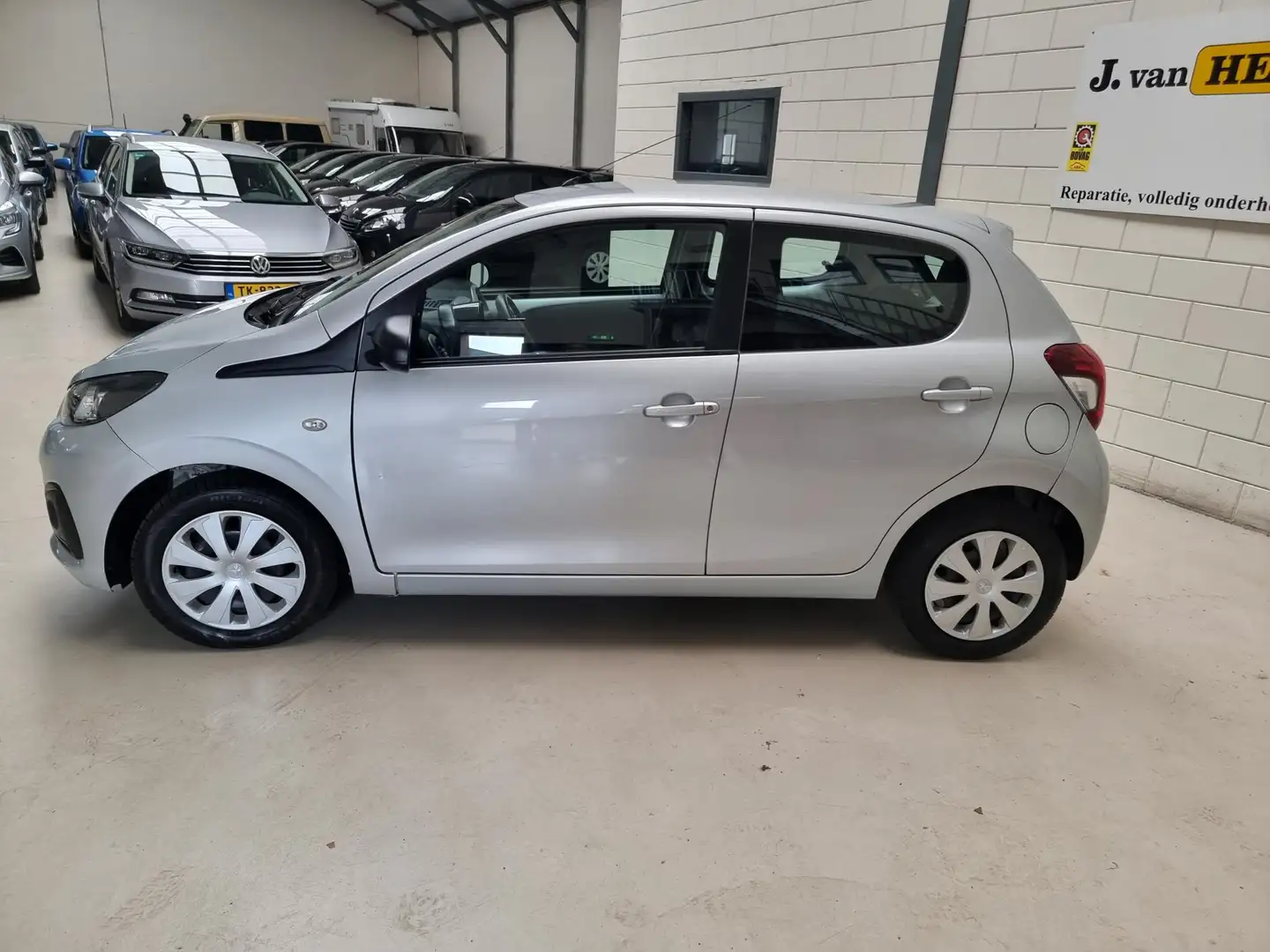 Peugeot 108 1.0 e-VTi Active Grijs - 2