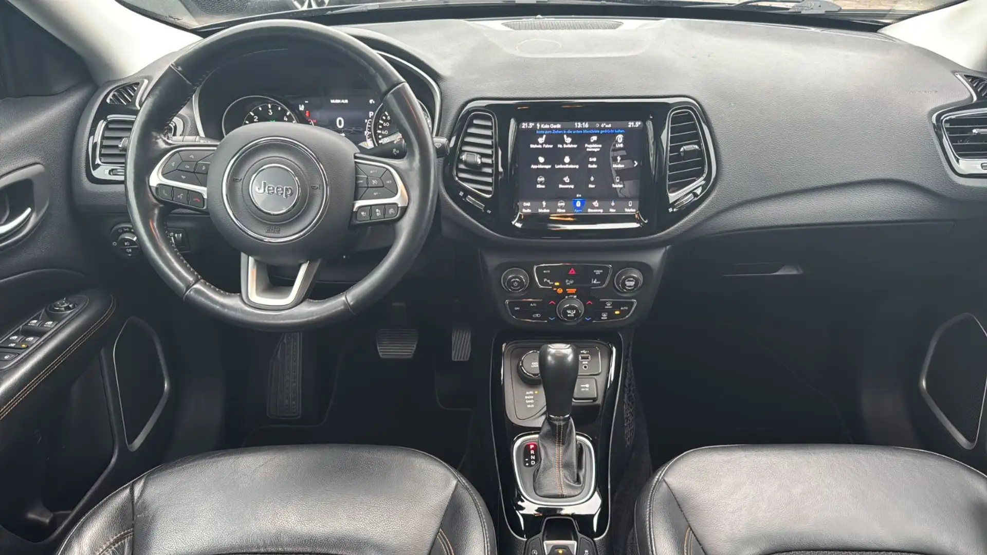 Jeep Compass Limited 4WD Schwarz - 2