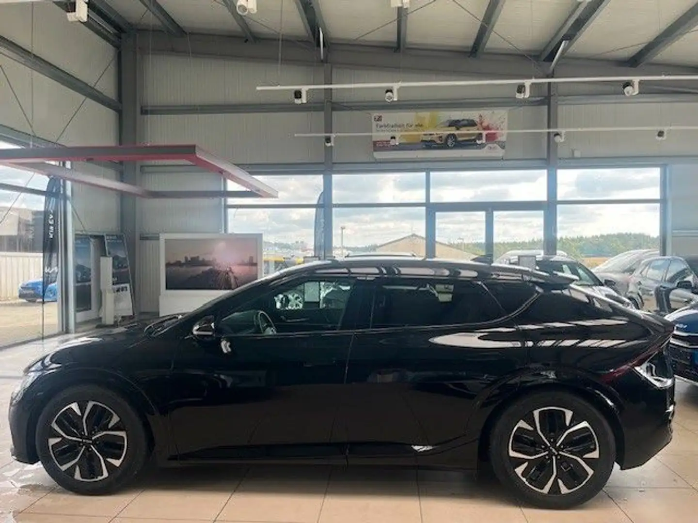 Kia EV6 GT-Line 4WD Schwarz - 2