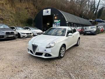 1.6 JTDM 105 cv Distinctive