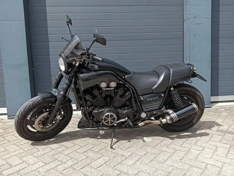 Yamaha VMAX - foto 3